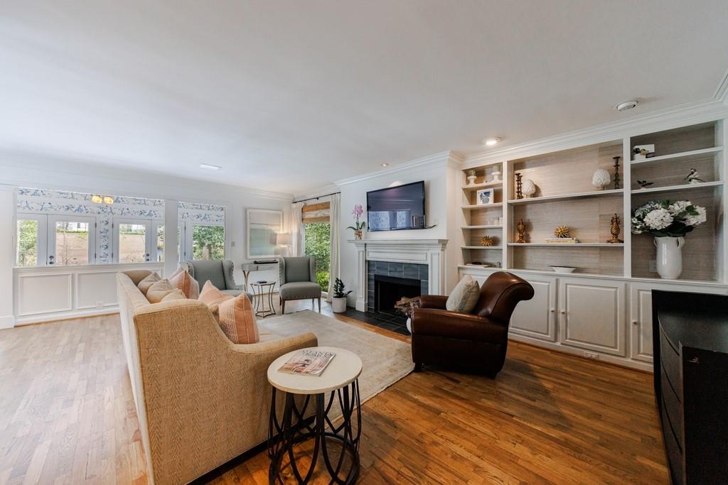 2879 Castlewood Drive