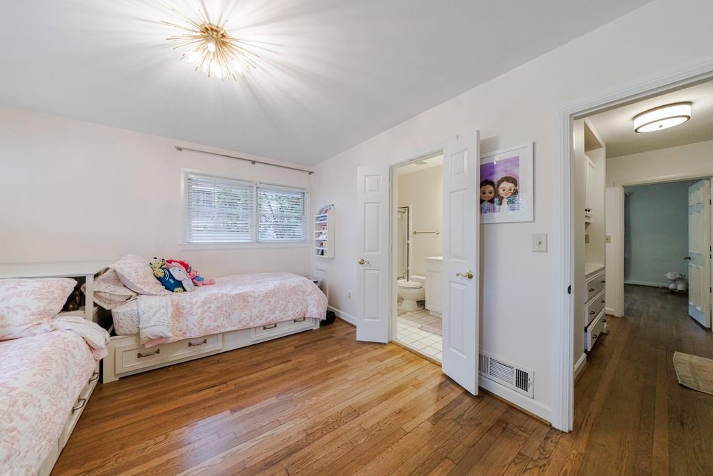 2879 Castlewood Drive