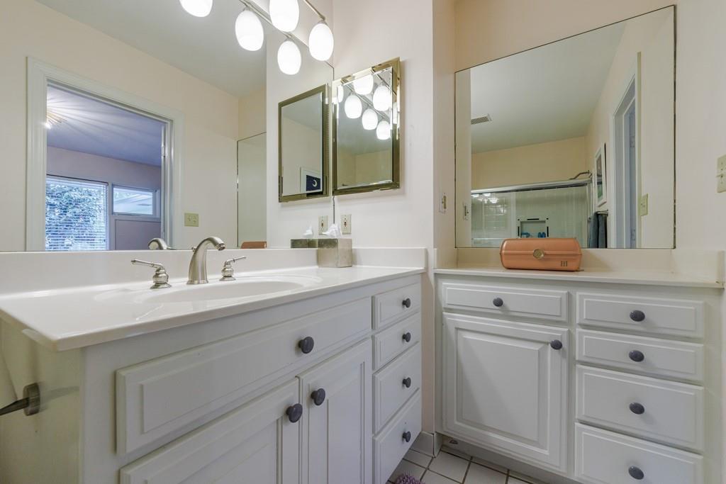 2879 Castlewood Drive