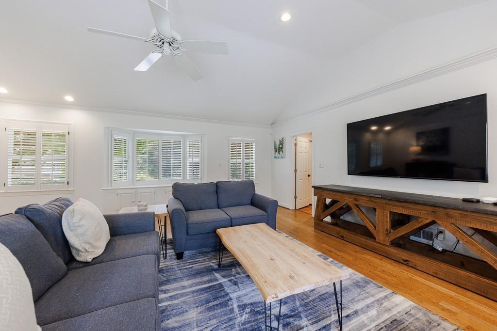 2879 Castlewood Drive