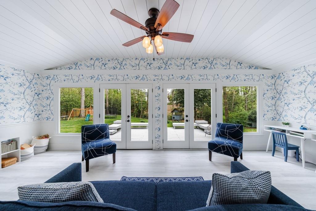 2879 Castlewood Drive