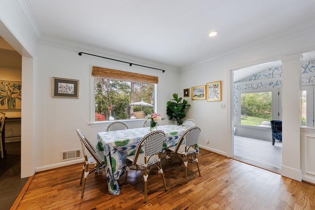 2879 Castlewood Drive