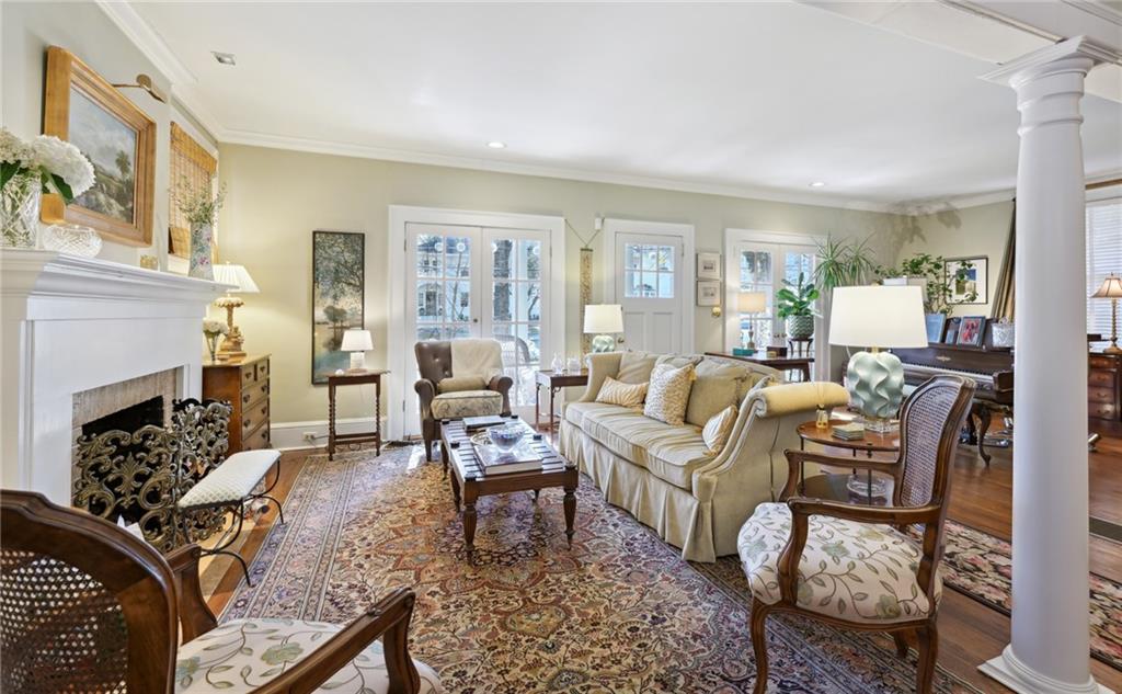 76 Huntington Road NE