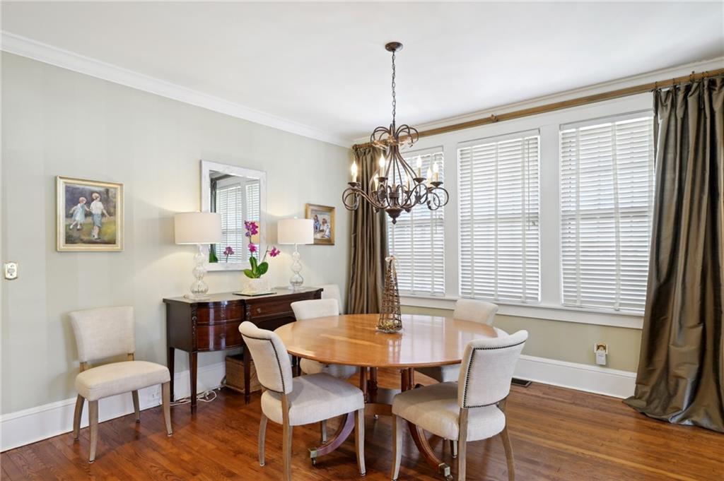 76 Huntington Road NE