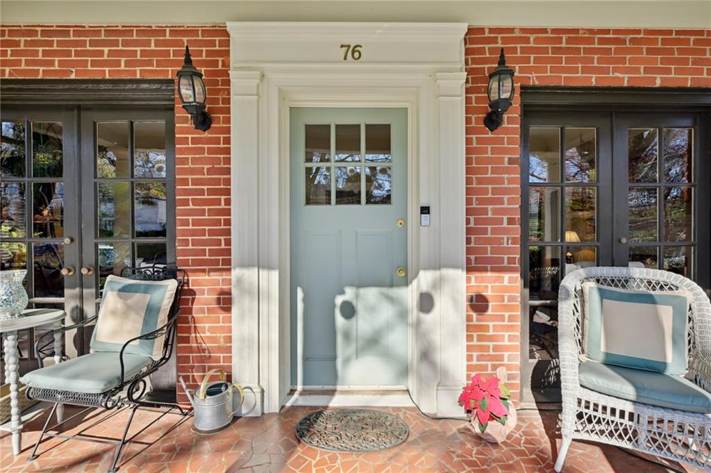 76 Huntington Road NE