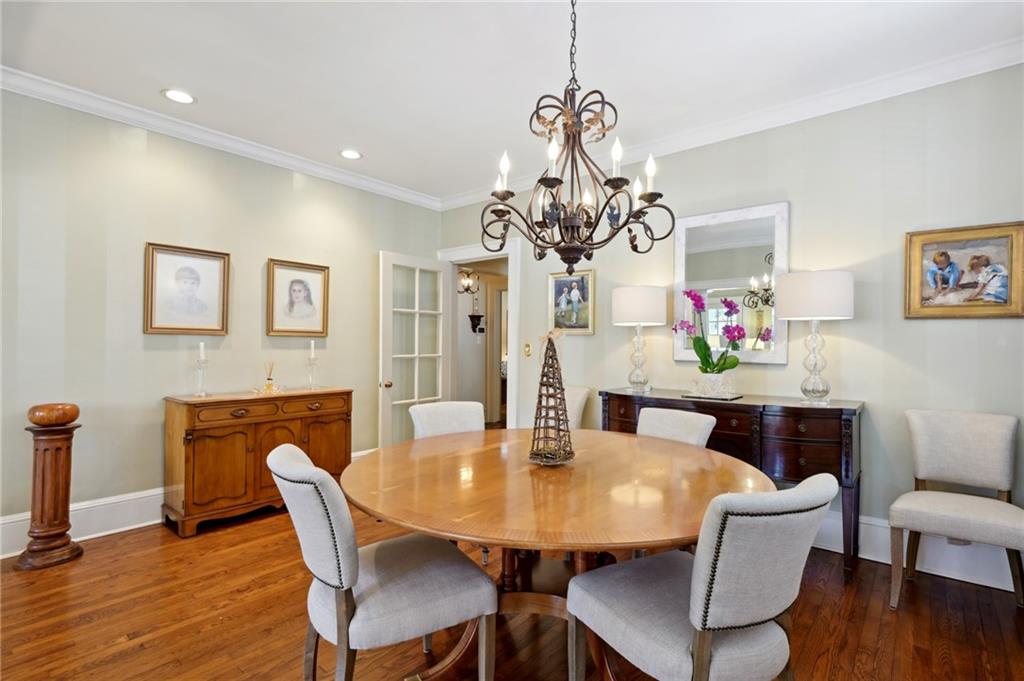 76 Huntington Road NE