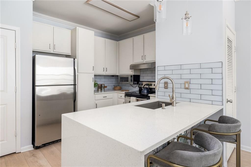 821 Ralph McGill Boulevard NE Unit 3202