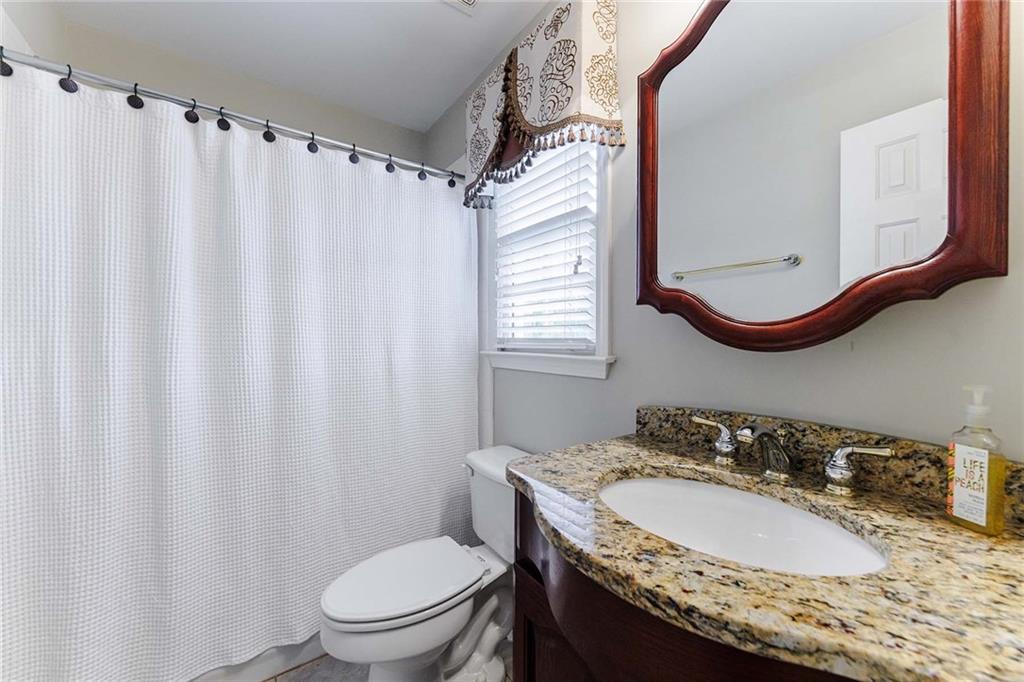 670 Greenview Terrace