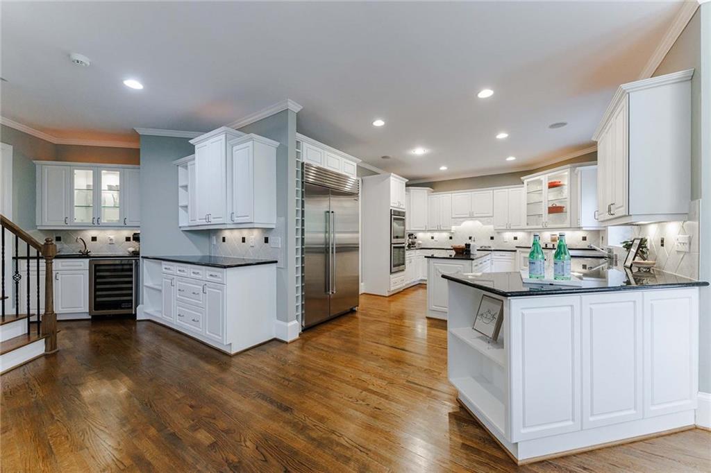 670 Greenview Terrace