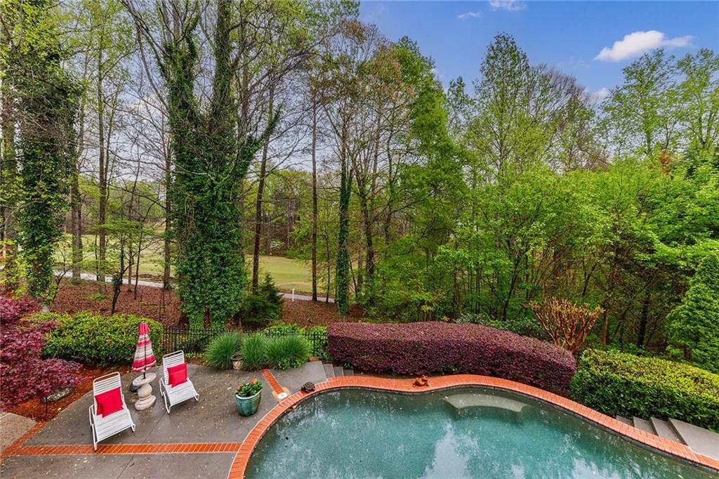 670 Greenview Terrace