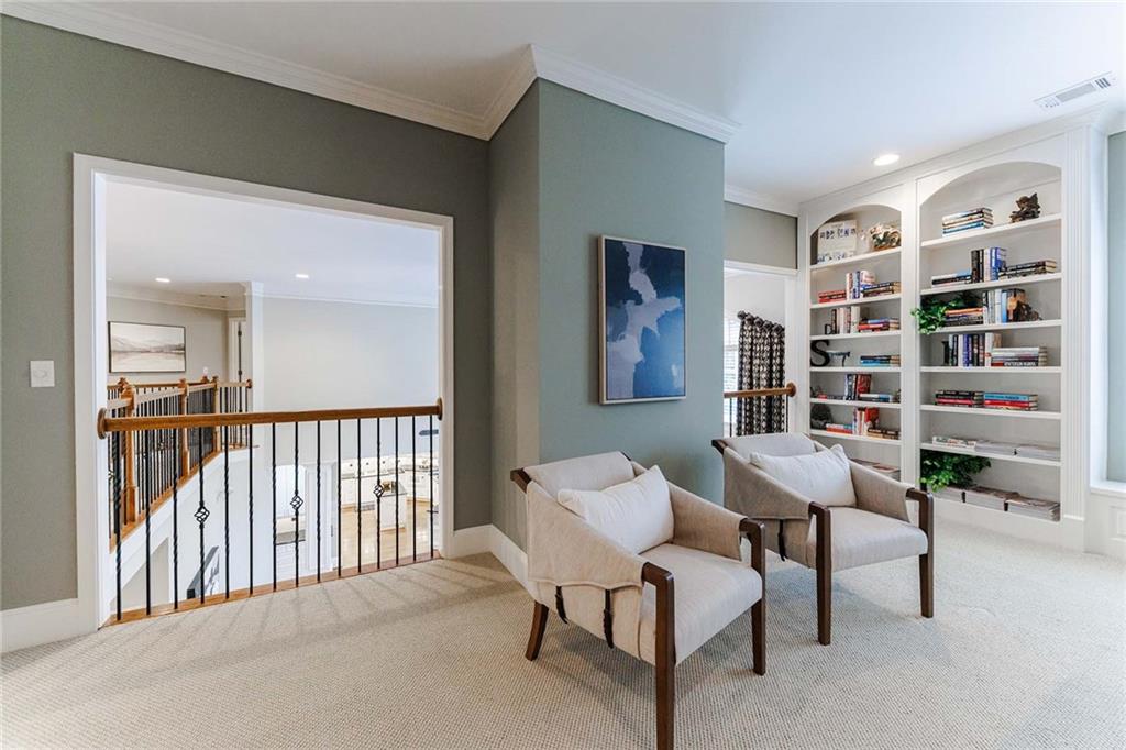 670 Greenview Terrace