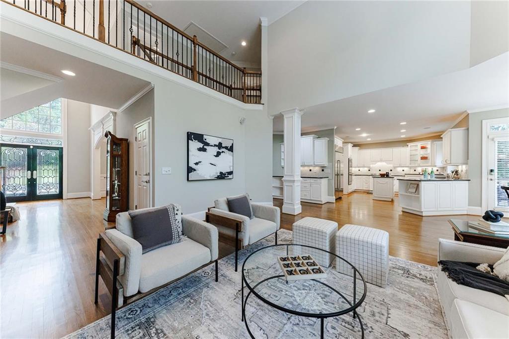 670 Greenview Terrace