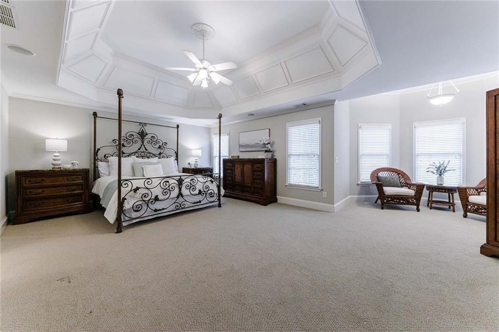 670 Greenview Terrace