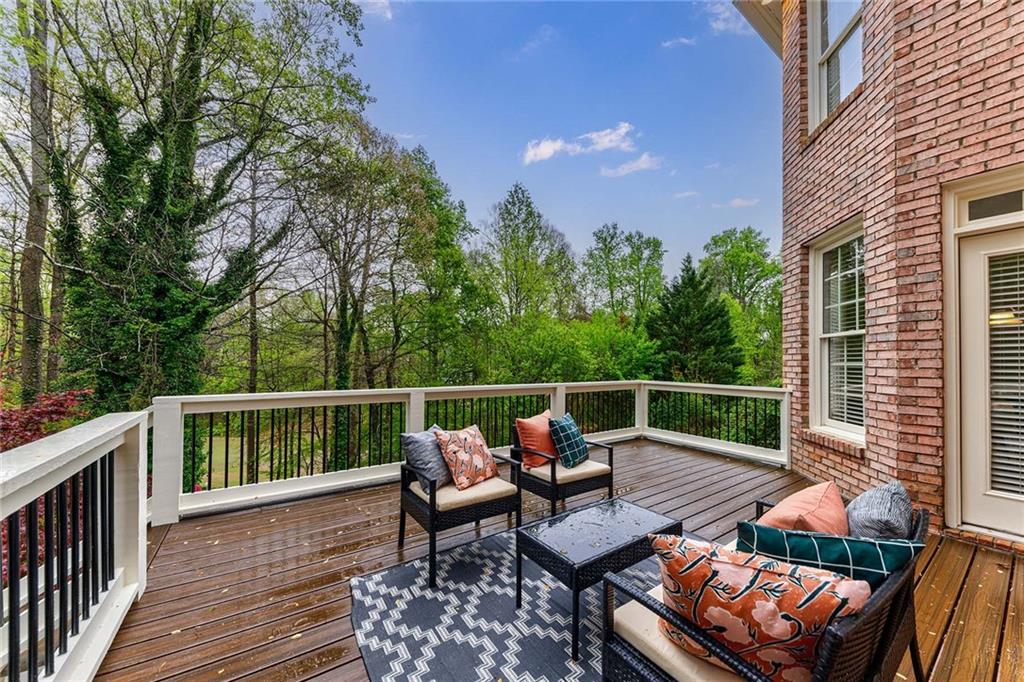 670 Greenview Terrace