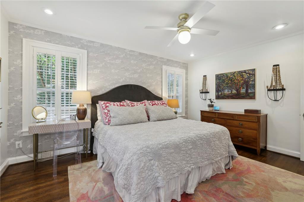 1941 Ardmore Road NW