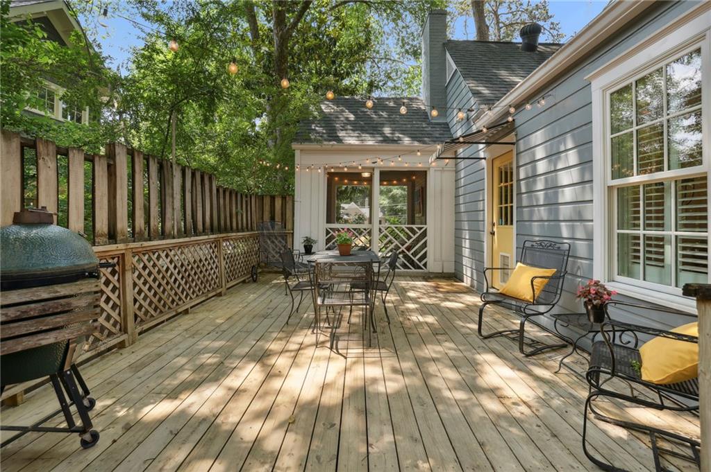 1941 Ardmore Road NW