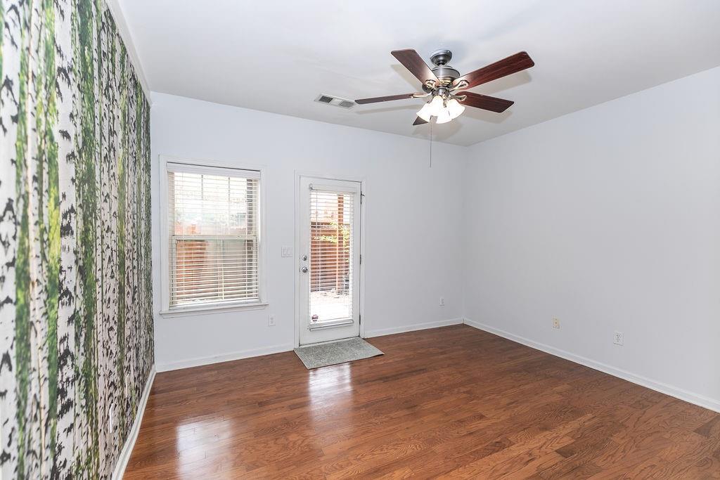 827 Charles Bank Avenue SE Unit 827