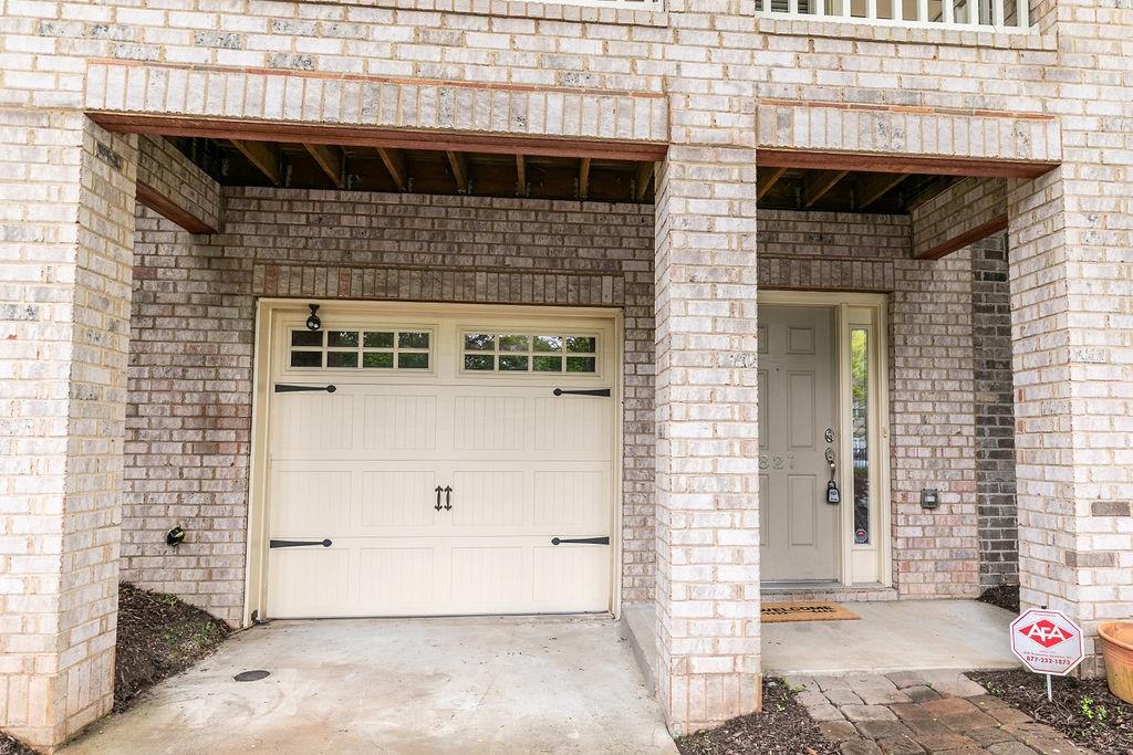 827 Charles Bank Avenue SE Unit 827