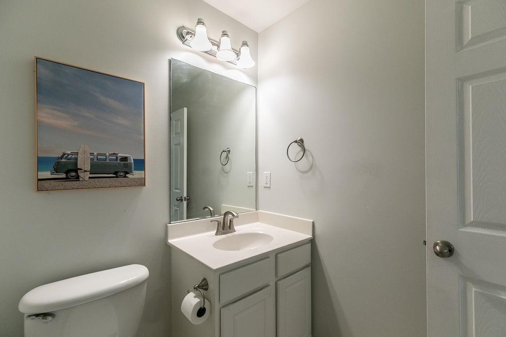 827 Charles Bank Avenue SE Unit 827