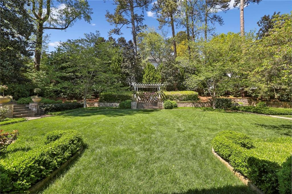 4332 Davidson Avenue NE