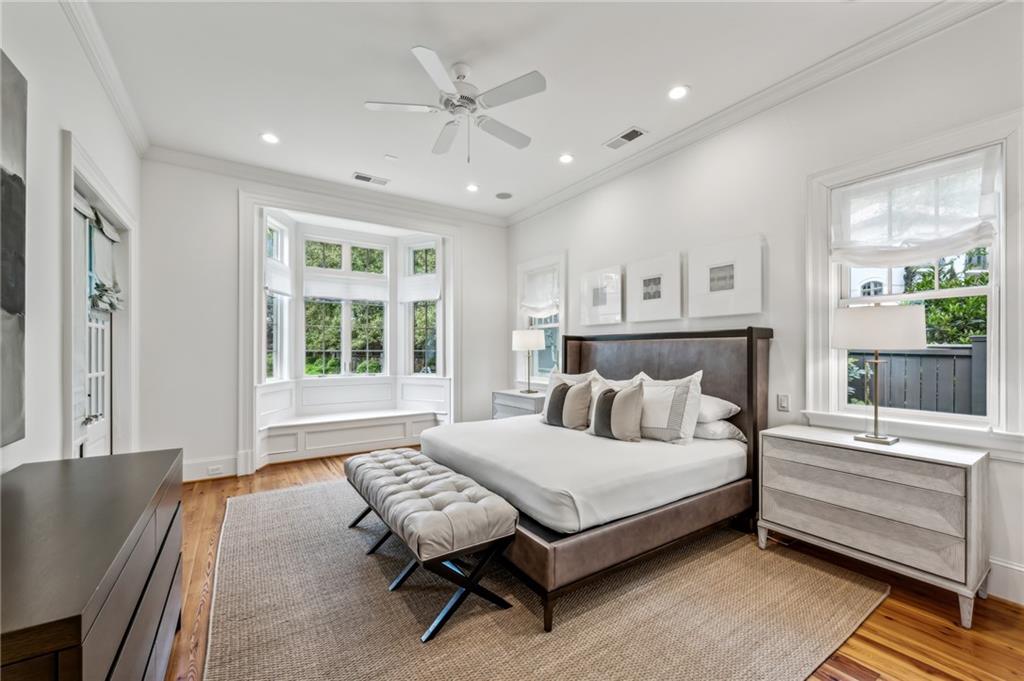 4332 Davidson Avenue NE