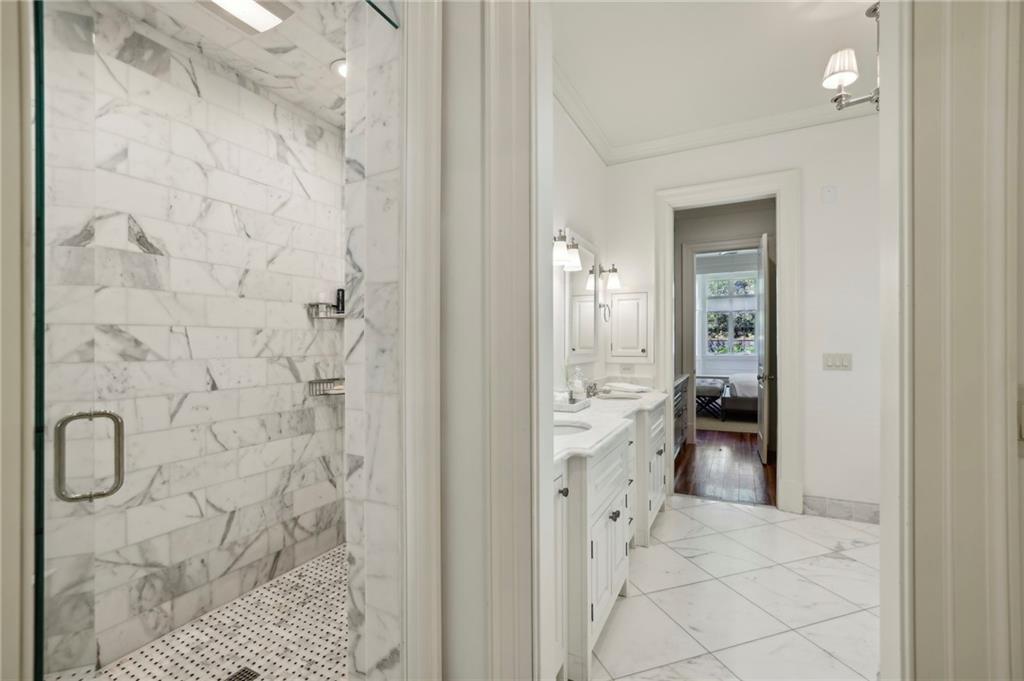 4332 Davidson Avenue NE