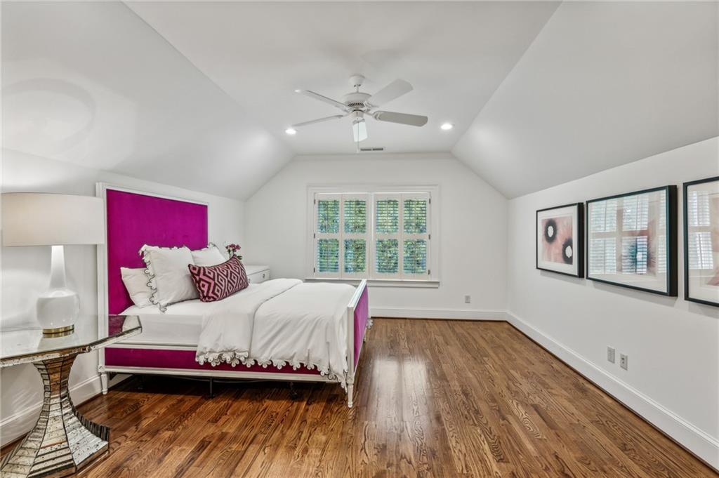 4332 Davidson Avenue NE