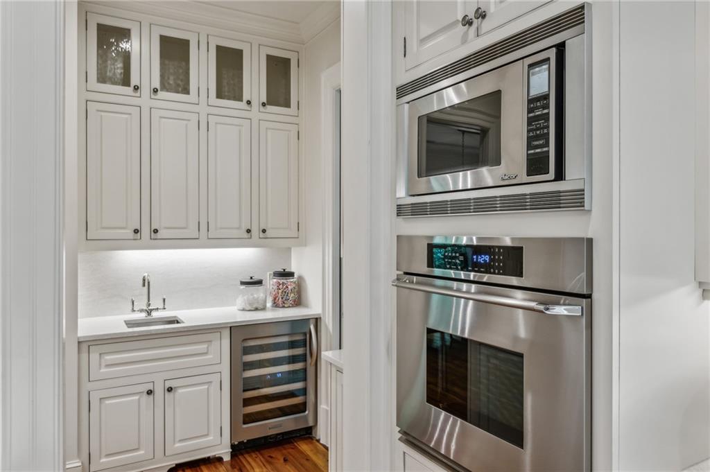 4332 Davidson Avenue NE