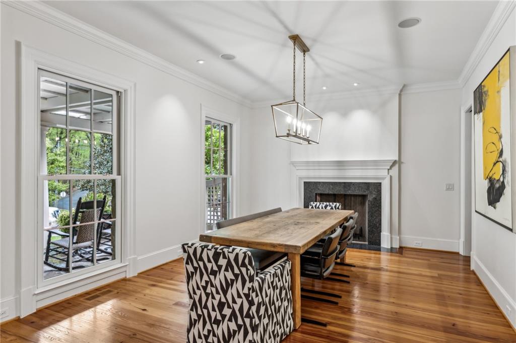 4332 Davidson Avenue NE