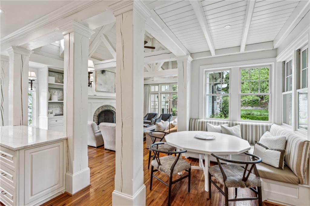 4332 Davidson Avenue NE