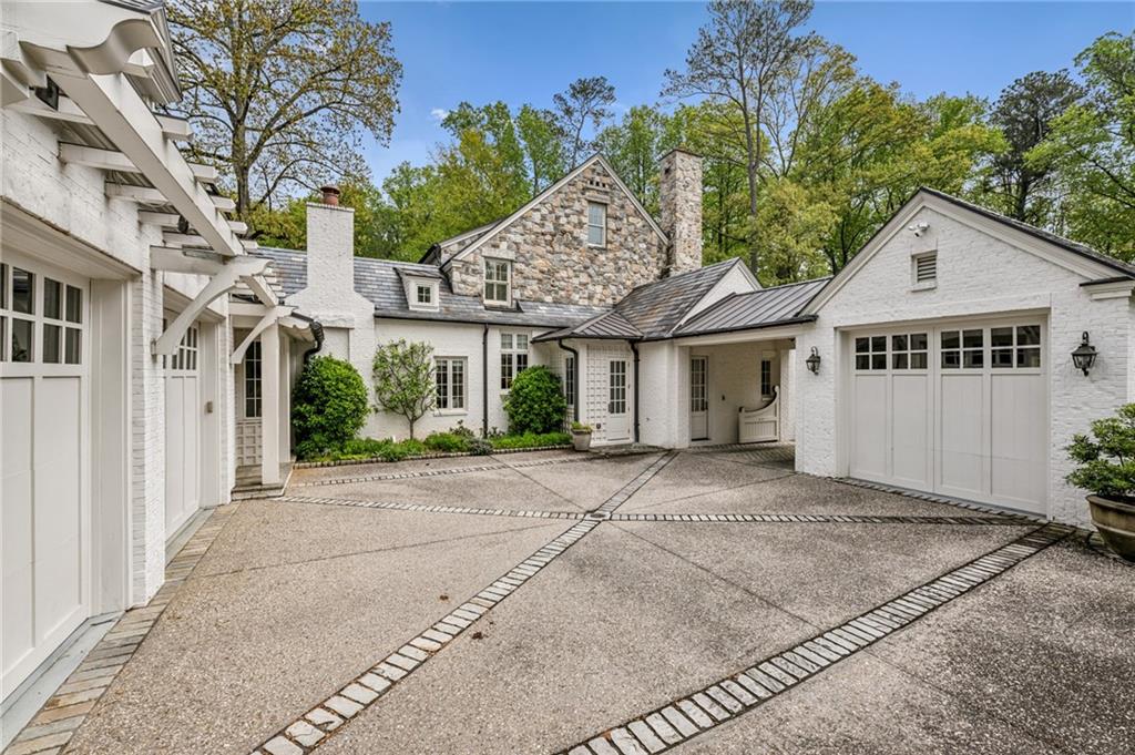 4332 Davidson Avenue NE