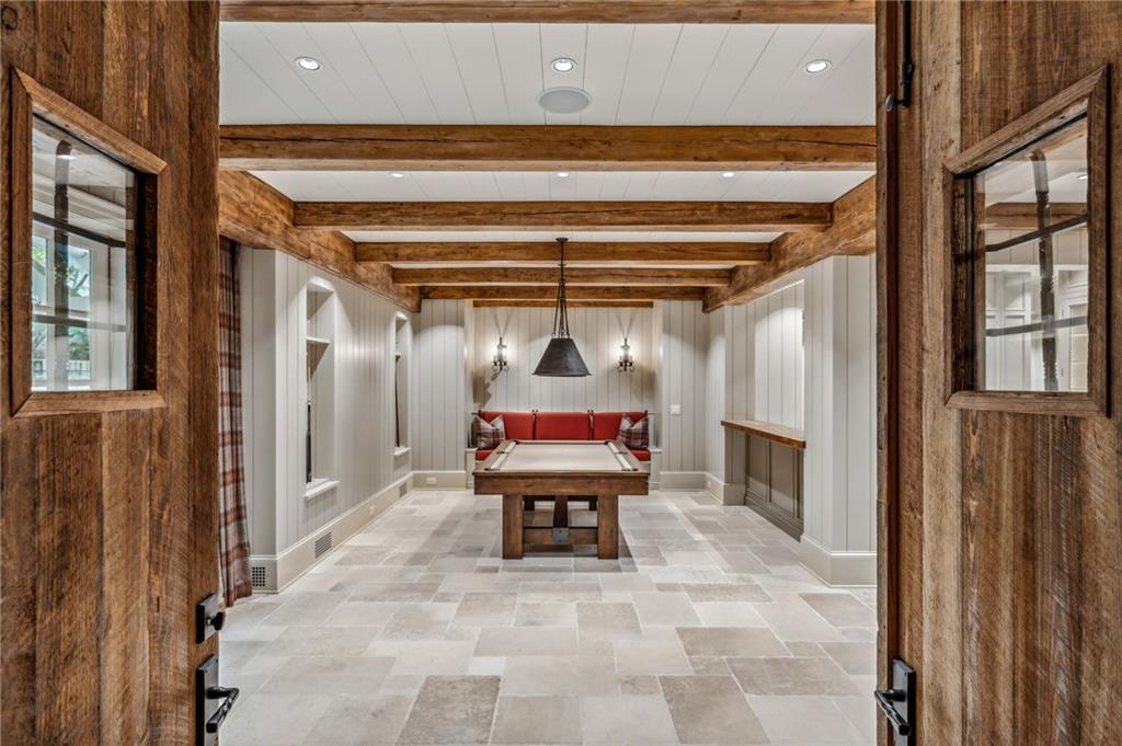 4332 Davidson Avenue NE