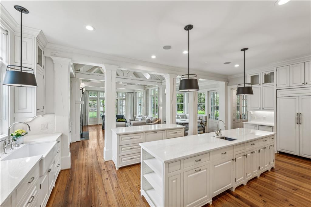 4332 Davidson Avenue NE