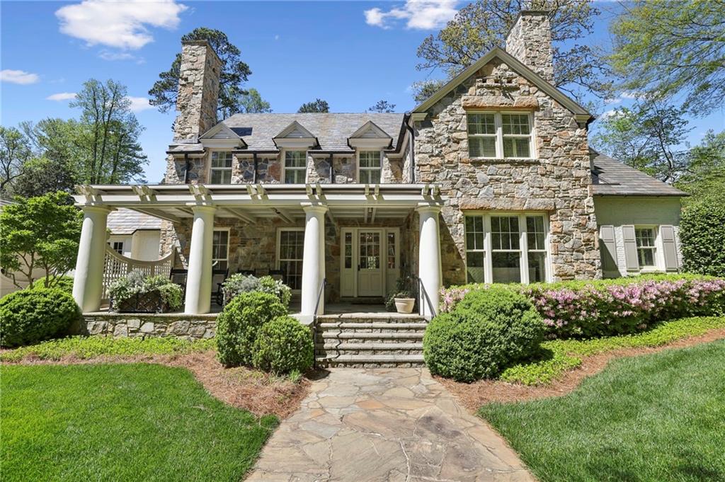 4332 Davidson Avenue NE