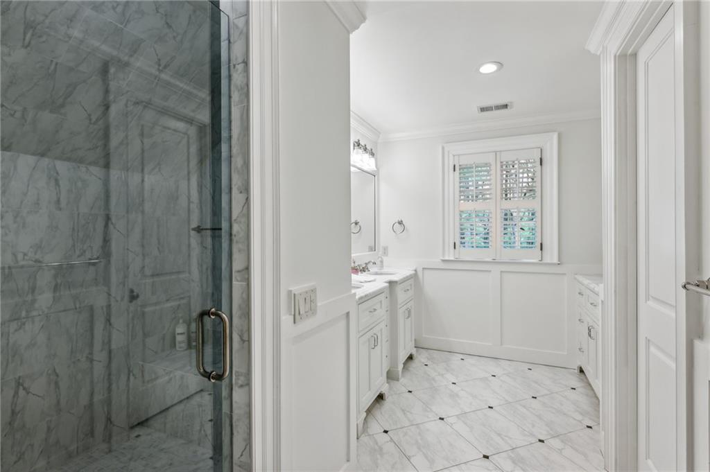 4332 Davidson Avenue NE