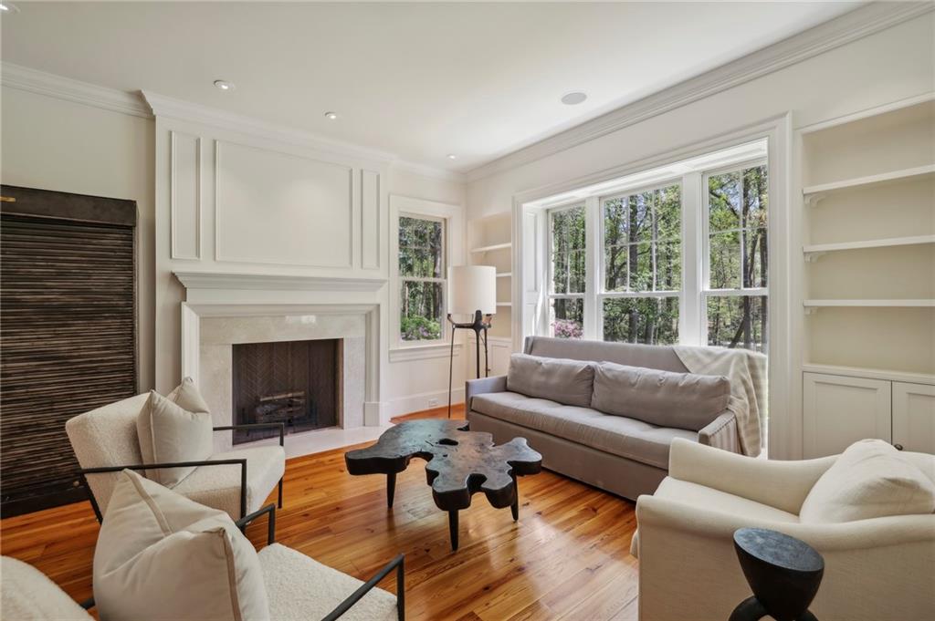 4332 Davidson Avenue NE