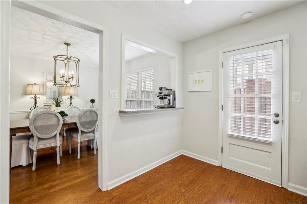 5 Walnut Hill Place NW