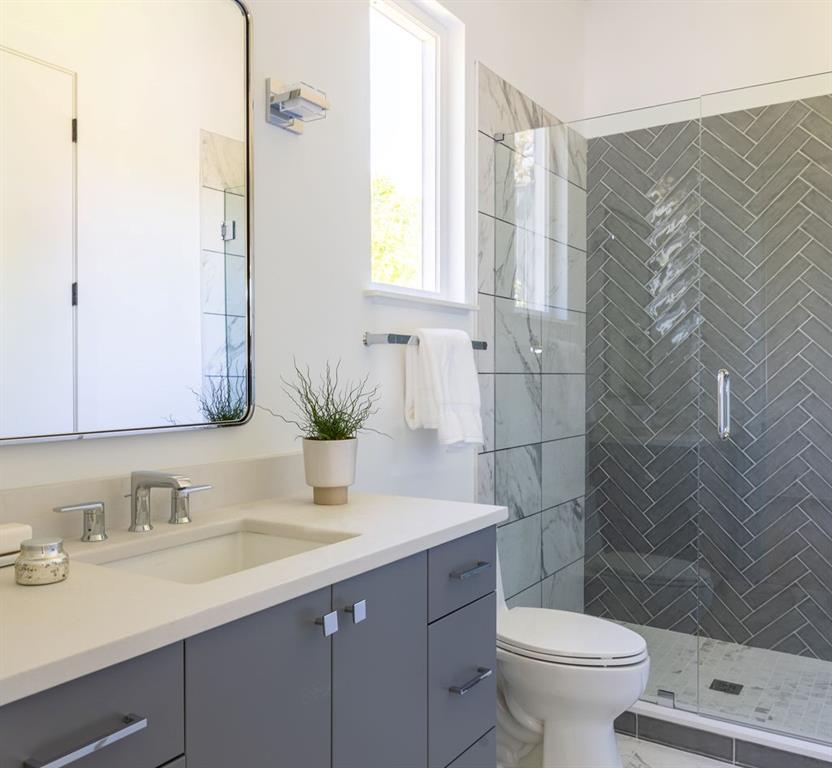 295 Prospect Street NE Unit B