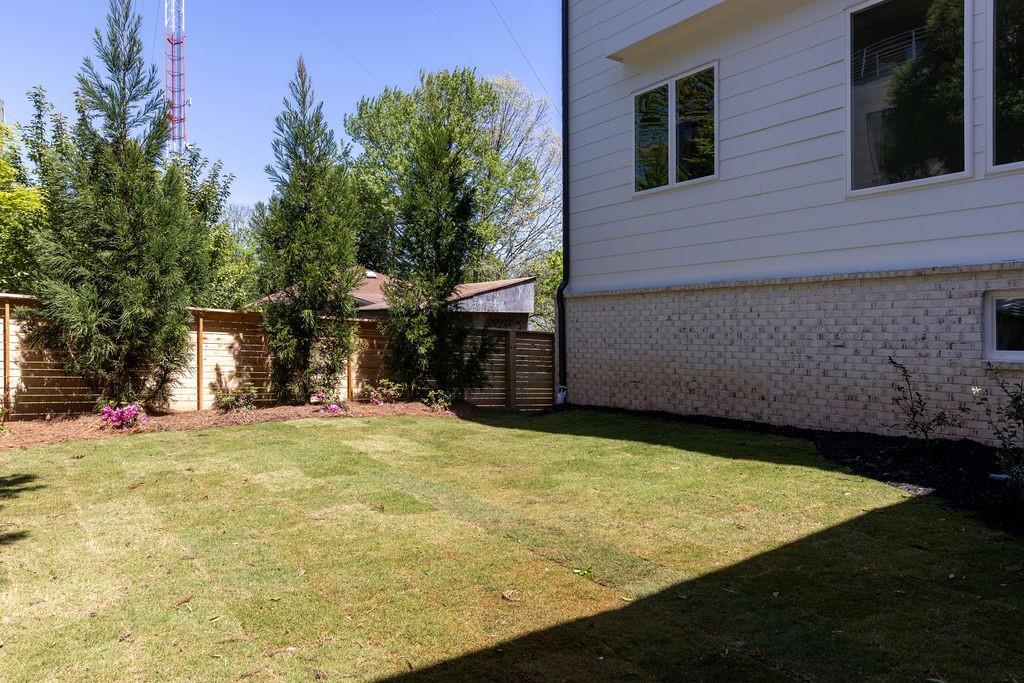 295 Prospect Street NE Unit B