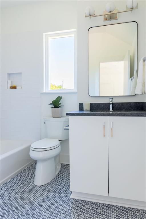 295 Prospect Street NE Unit B