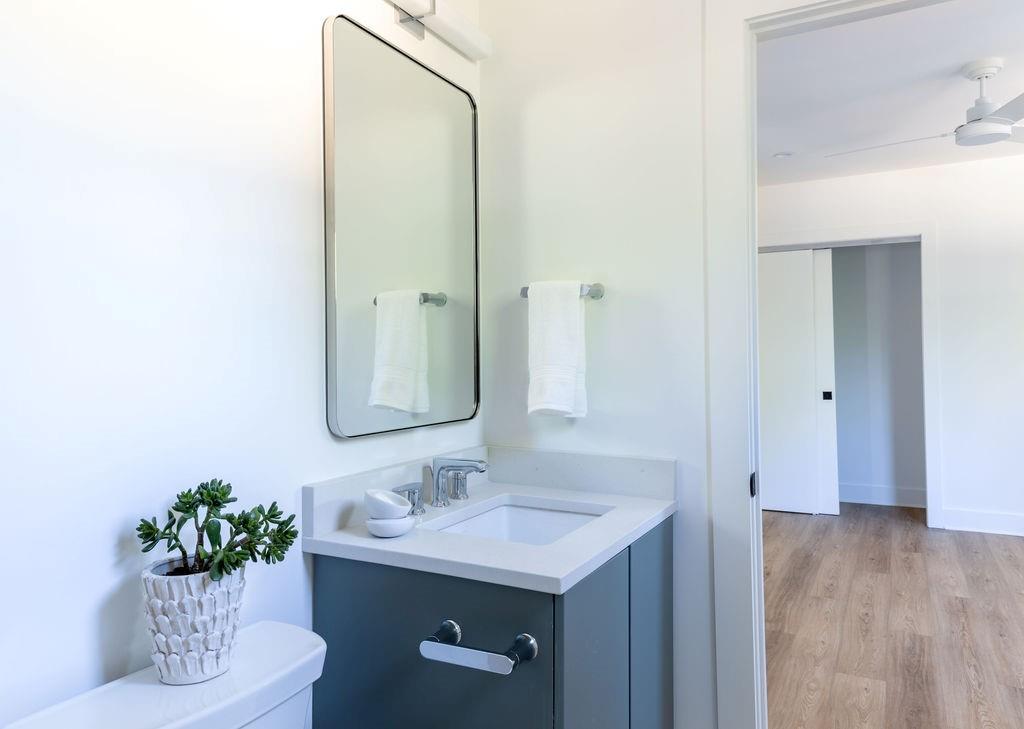 295 Prospect Street NE Unit B