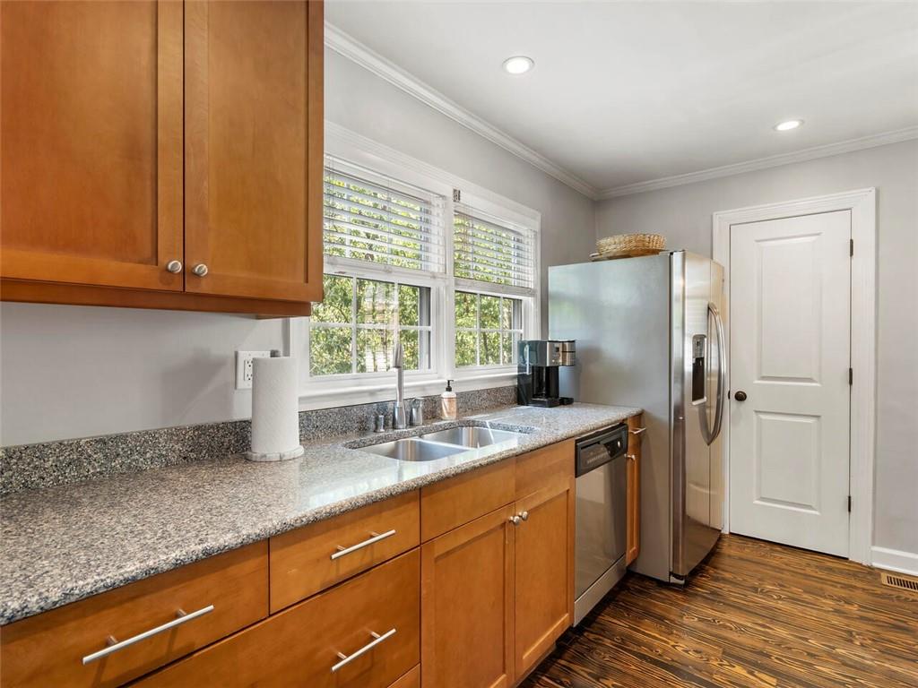 1680 Bristol Drive NE