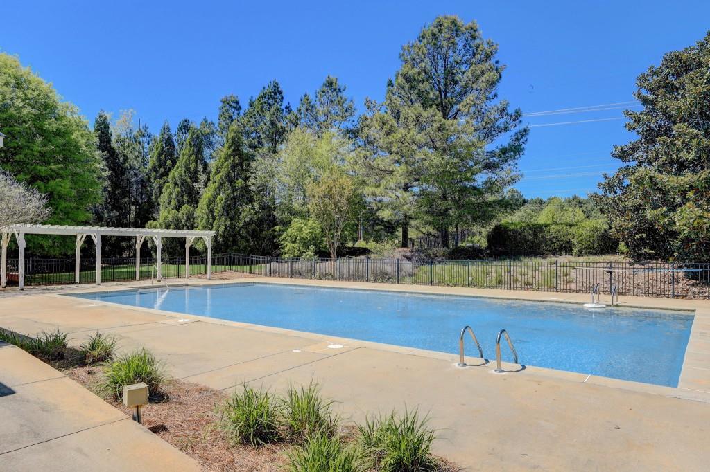 528 Mariposa Lane