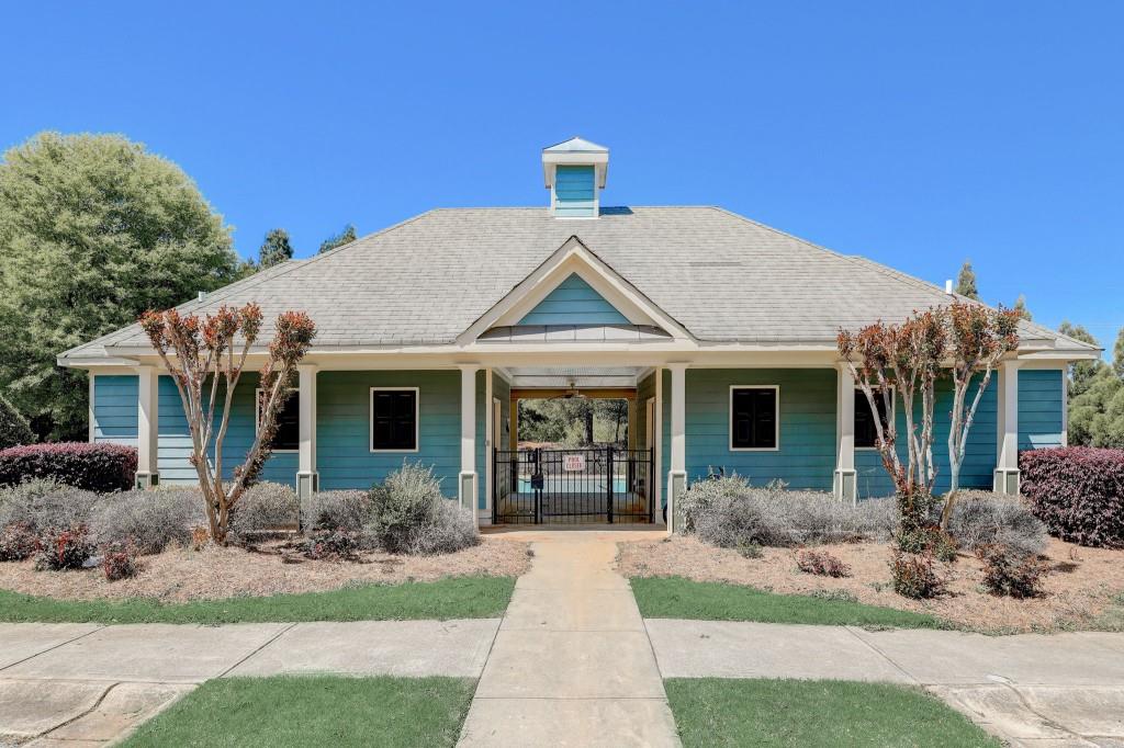 528 Mariposa Lane
