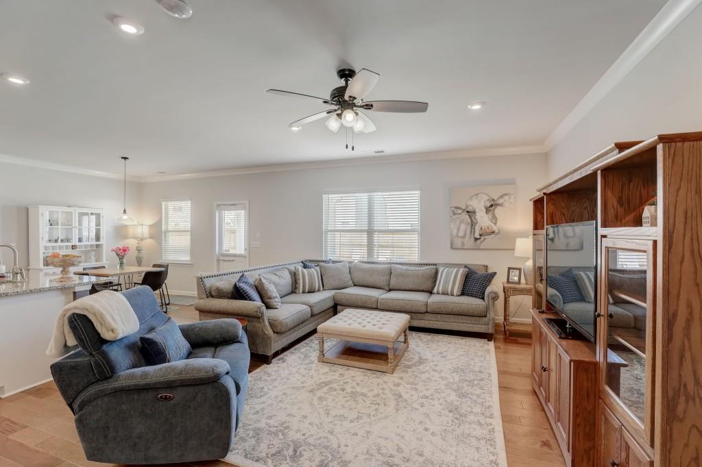 528 Mariposa Lane