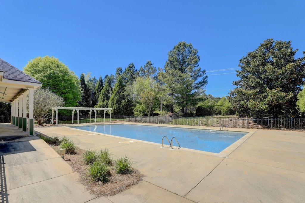 528 Mariposa Lane