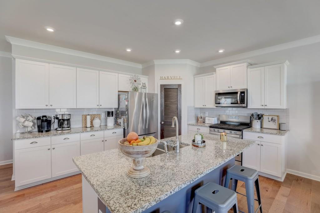 528 Mariposa Lane