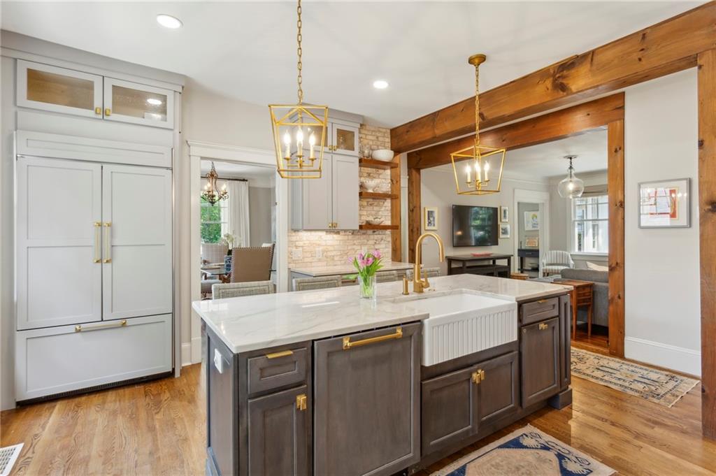 13 Roanoke Avenue NE