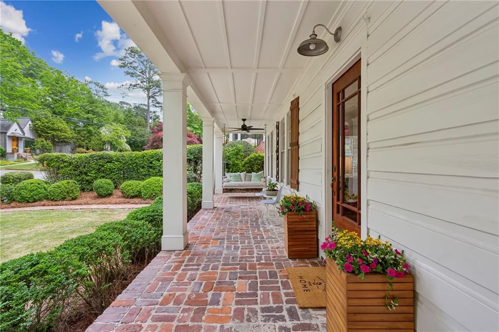 13 Roanoke Avenue NE