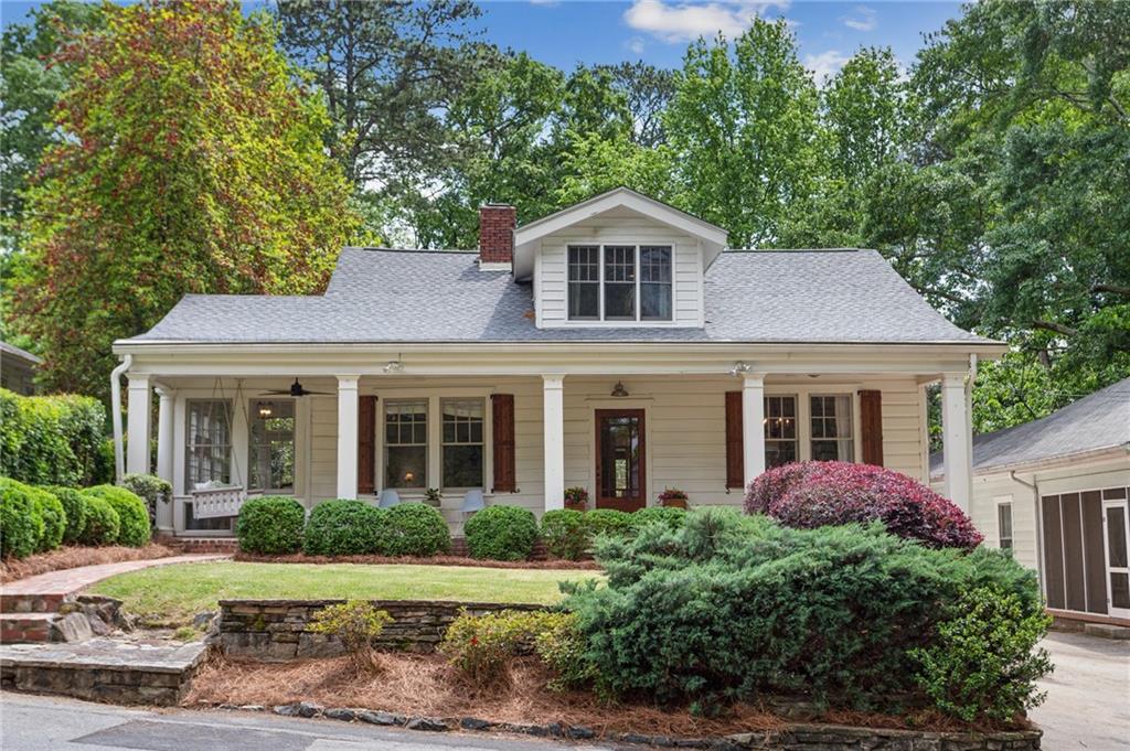 13 Roanoke Avenue NE